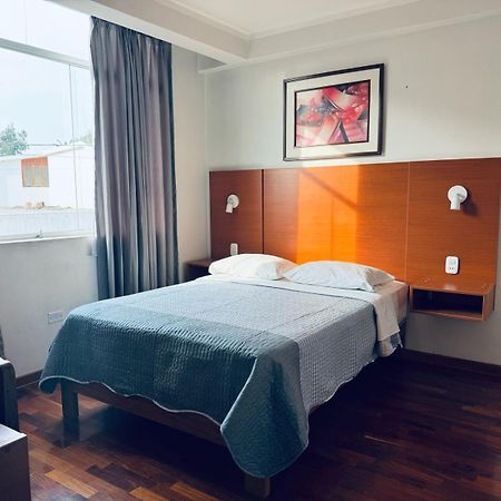 טאקנה Hostal Silpay מראה חיצוני תמונה