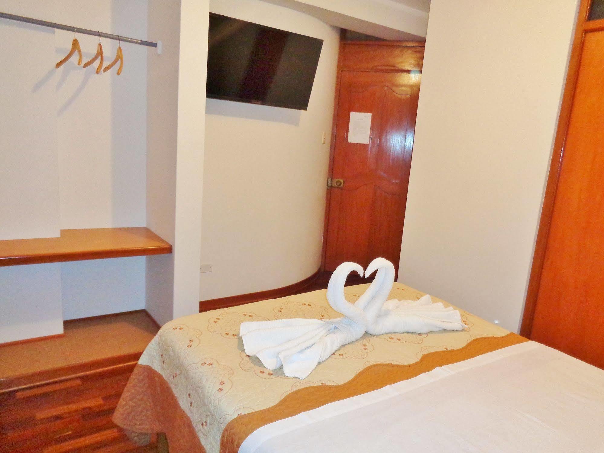 טאקנה Hostal Silpay מראה חיצוני תמונה