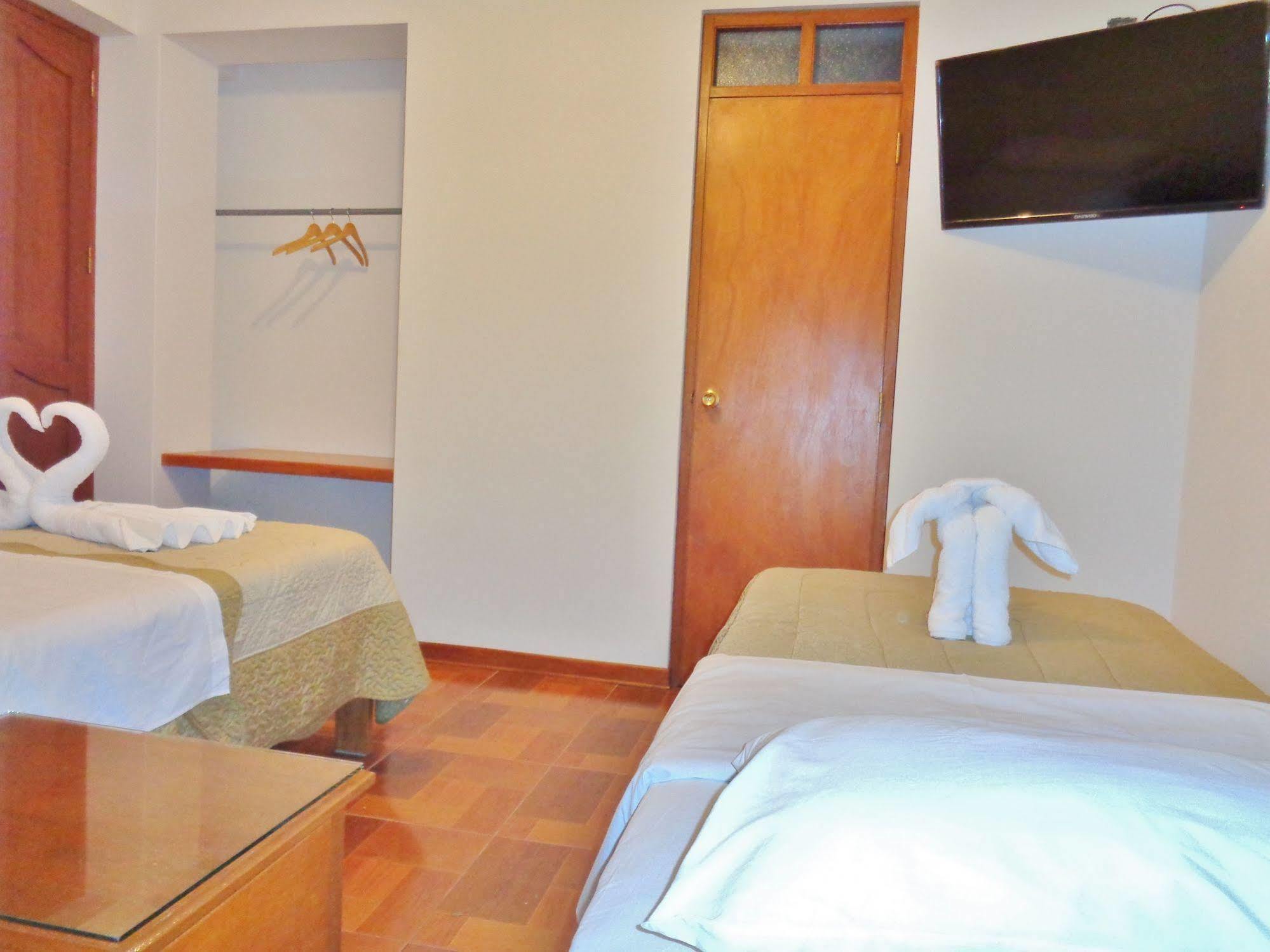 טאקנה Hostal Silpay מראה חיצוני תמונה