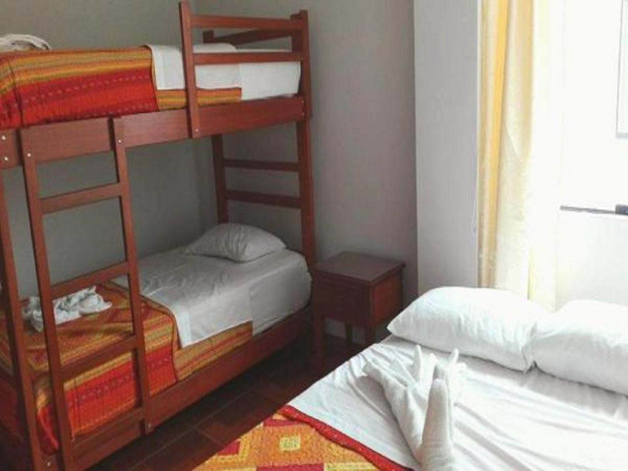 טאקנה Hostal Silpay מראה חיצוני תמונה