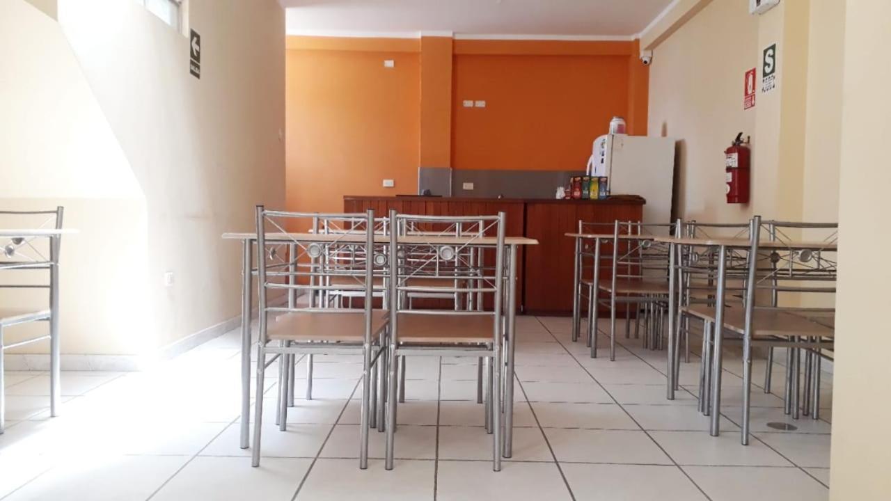 טאקנה Hostal Silpay מראה חיצוני תמונה